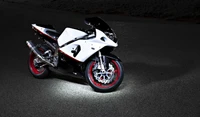 motorcycle, suzuki, sport bike, suzuki hayabusa, automotive lighting wallpaper