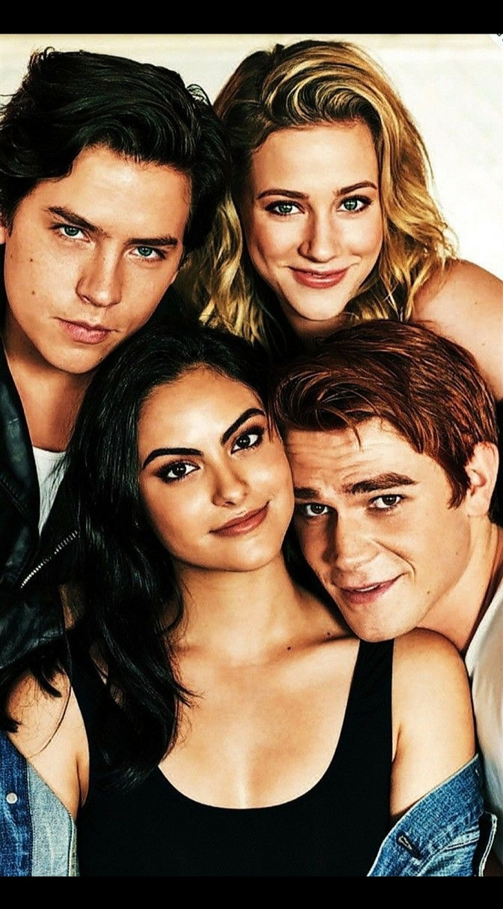 Imagem de um grupo de pessoas posando para uma foto (netflix, riverdale)