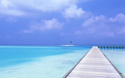 Horizonte azul tranquilo sobre un mar caribeño