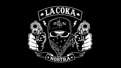 Жирный эмблема хип-хопа с La Coka Nostra с двумя пистолетами и бандана