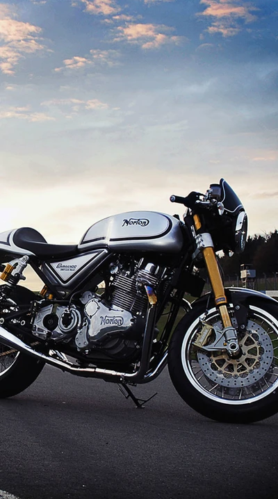 café racer, cafe racer, motorad, norton commando 961