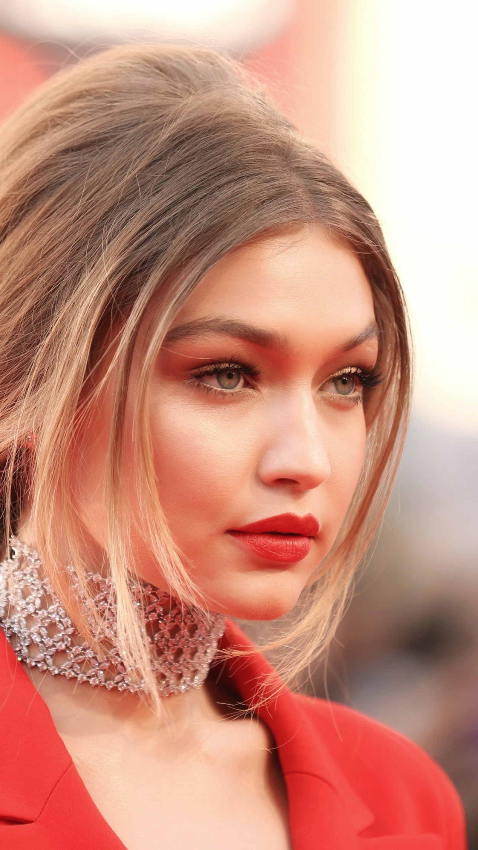 Baixar papel de parede 1080p, beleza, loira, moda, gigi hadid