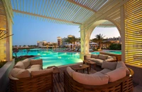 Luxurious Villa Overlooking the Red Sea with Inviting Swimming Pool and Relaxing Lounge Area