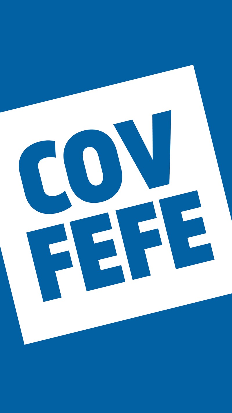 Крупный план знака с надписью 'cov fee' (ковфефе, covfefe, дональд, donald, трамп)