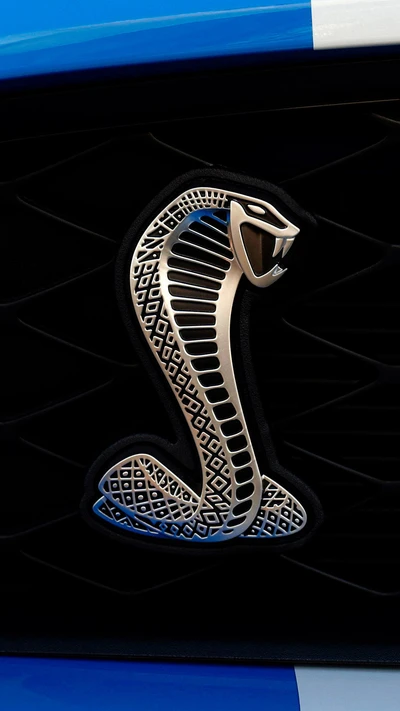 Logo Cobra 3D: Emblema icônico de cobra em uma grade preta elegante