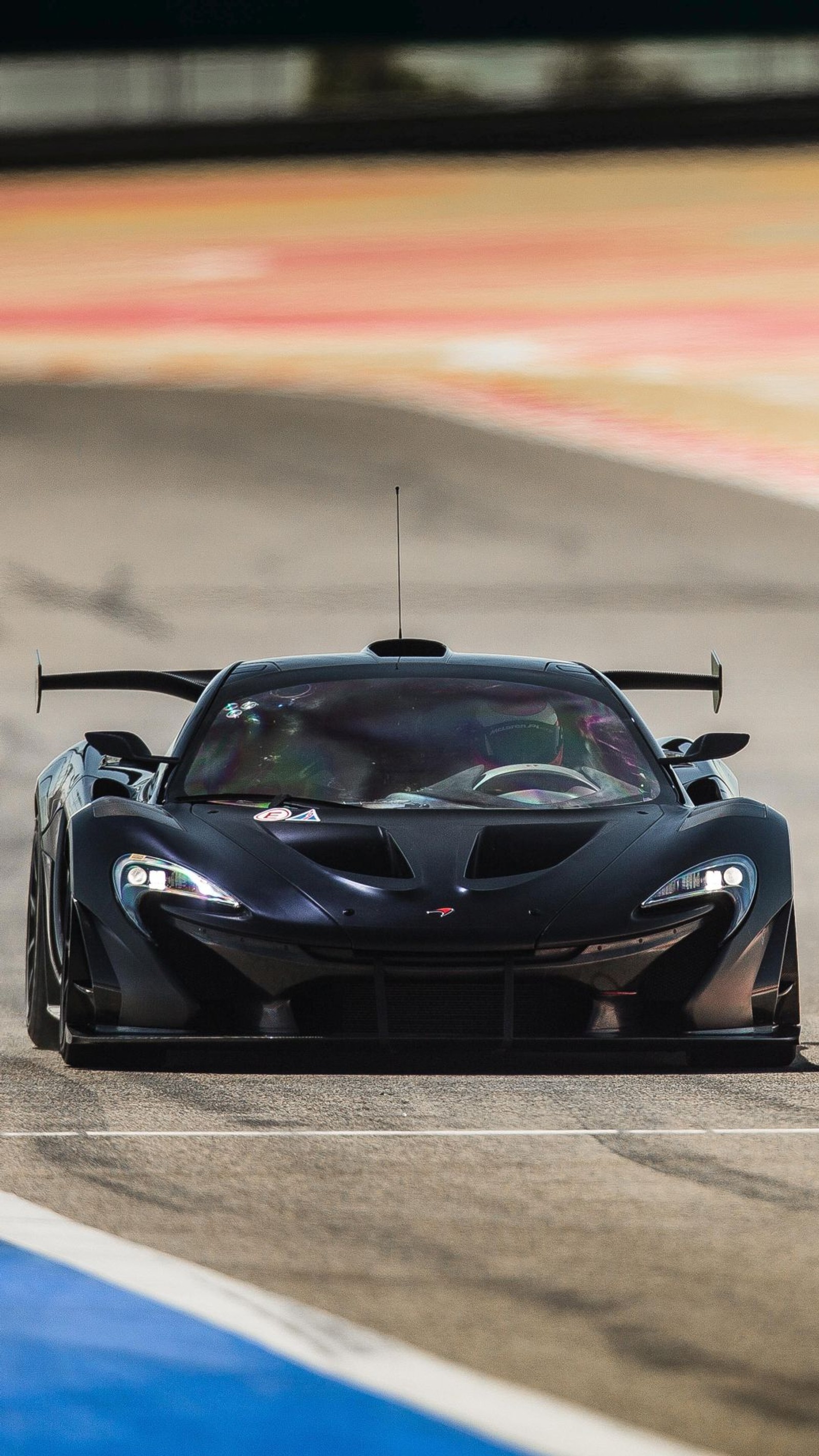 Lade schwarz, superauto, the mclaren p1 gtr, track Hintergrund herunter