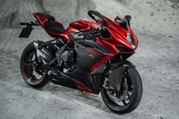 2022 MV Agusta F3 RR: Impactante moto deportiva en rojo y negro