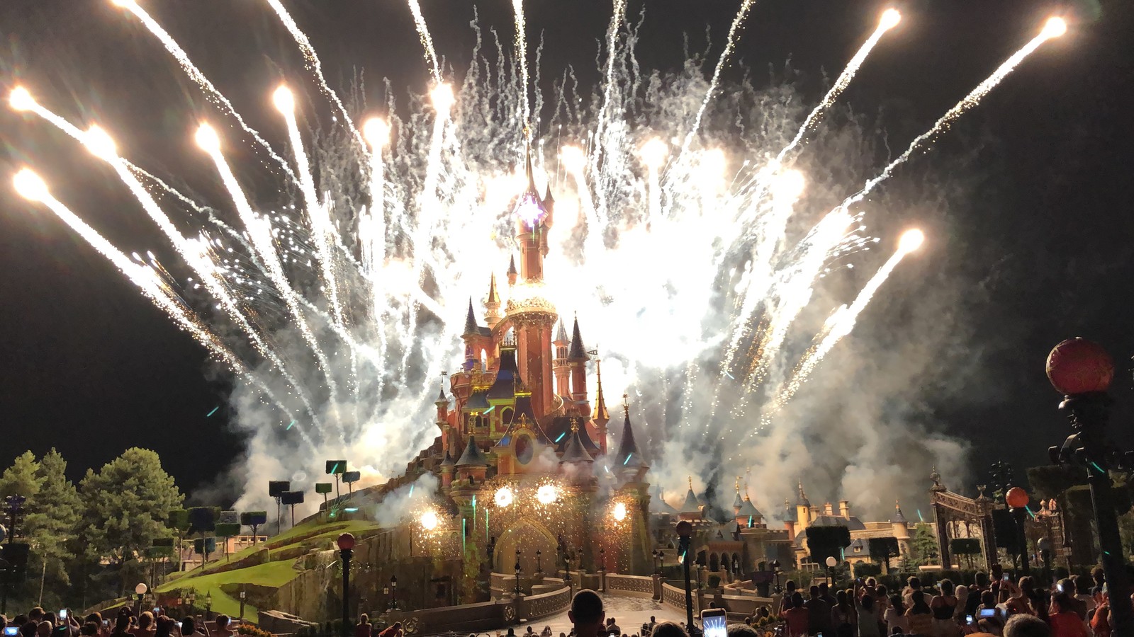 disneyland, fireworks, new years eve, tourist attraction, crowd wallpaper