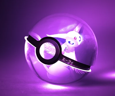 Espeon en una Poké Ball brillante