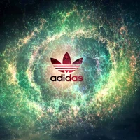 Logo de Adidas rodeado de remolinos cósmicos