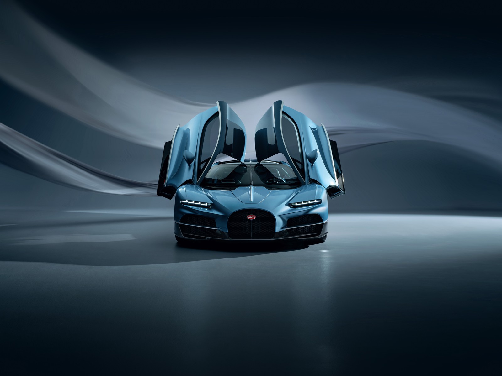 Крупный план синего bugatti с открытыми дверями (бугатти турбийон, bugatti tourbillon, 5k, гиперспортивные автомобили, 2024)