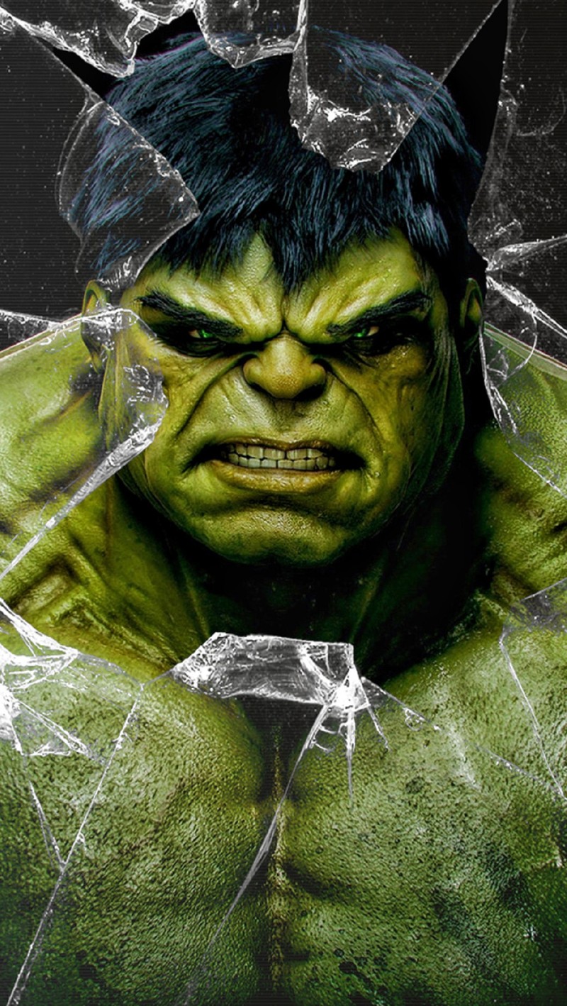 Халк в разбитом стеклянном окне с черным фоном (халк, hulk, разбить)