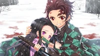 Tanjiro Kamado sostiene protectivamente a Nezuko Kamado en un entorno nevado, mostrando su vínculo y resiliencia en medio de la adversidad en "Demon Slayer: Kimetsu no Yaiba".