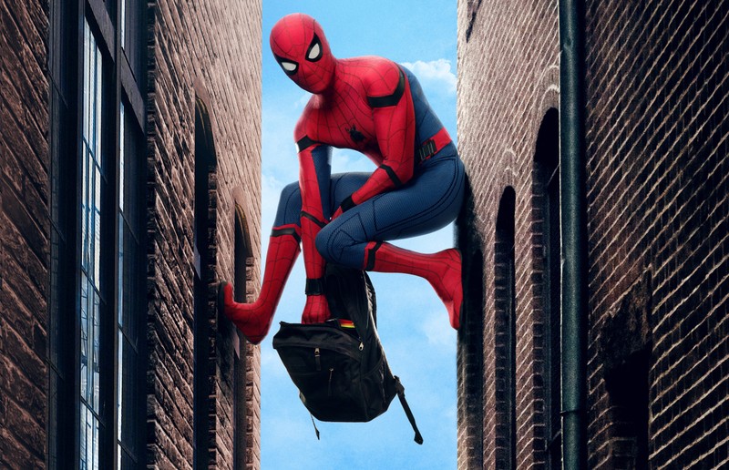 Spider-man suspendu d'un bâtiment avec une mallette à la main (nouveau, spider man homecoming, papier peint)