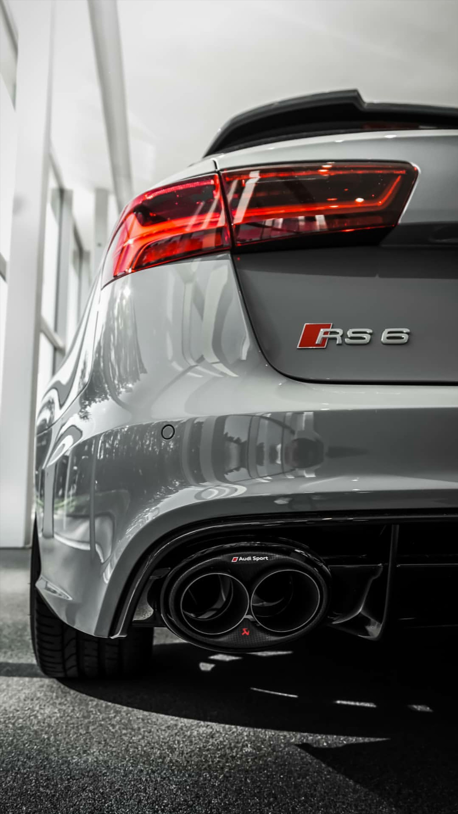 Téléchargez le fond d'écran audi, rs6, gris, voiture, supersportive