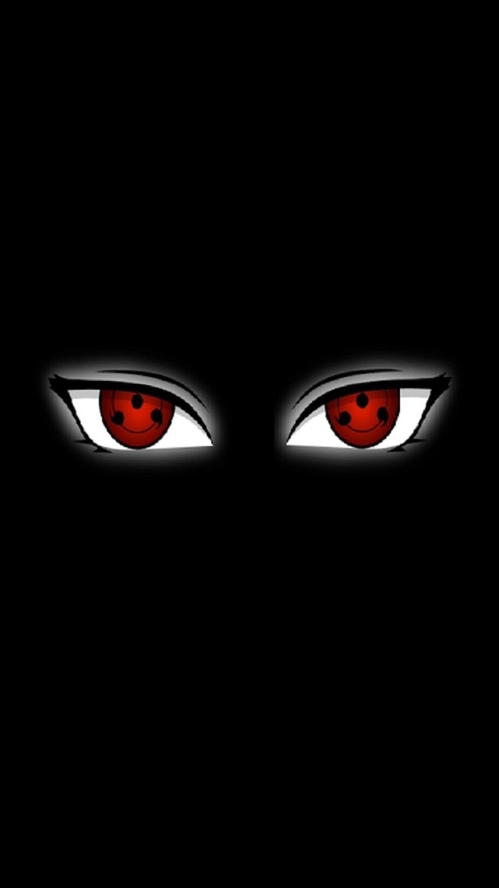 Un gros plan d'un fond noir avec des yeux rouges (itachi, madara, naruto, obito, sharingan)