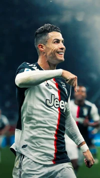 Cristiano Ronaldo celebra um gol com a camisa da Juventus