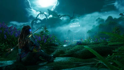 Aloy en un exuberante paisaje de Horizon, rindiendo homenaje a Lance Reddick