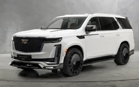 Cadillac Escalade Mansory 2023 em acabamento branco elegante