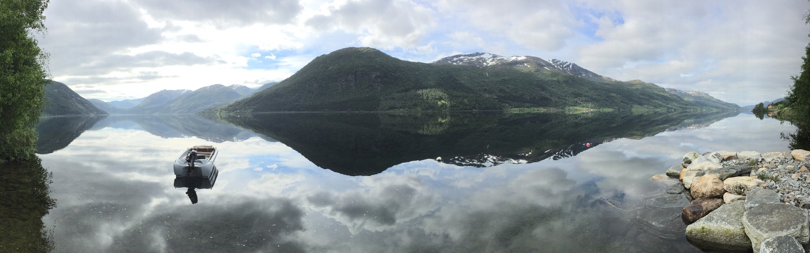 fjord, highland, mountain, tarn, lake wallpaper