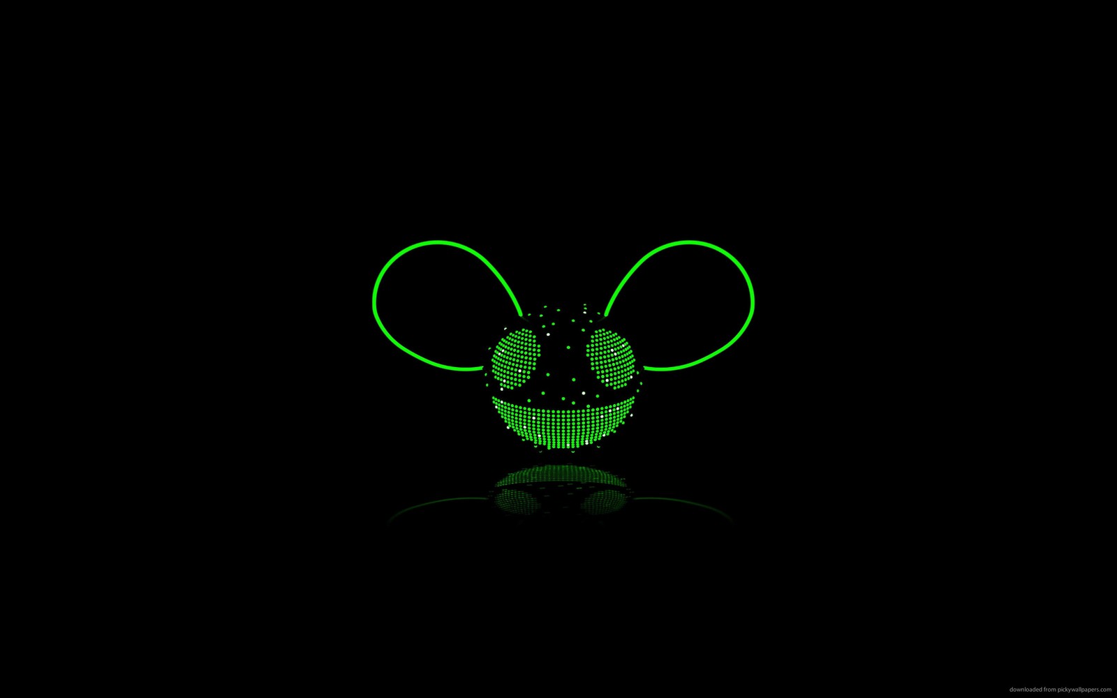 A green glowing mouse head in the dark with a black background (leaf, green, black, darkness, graphics)