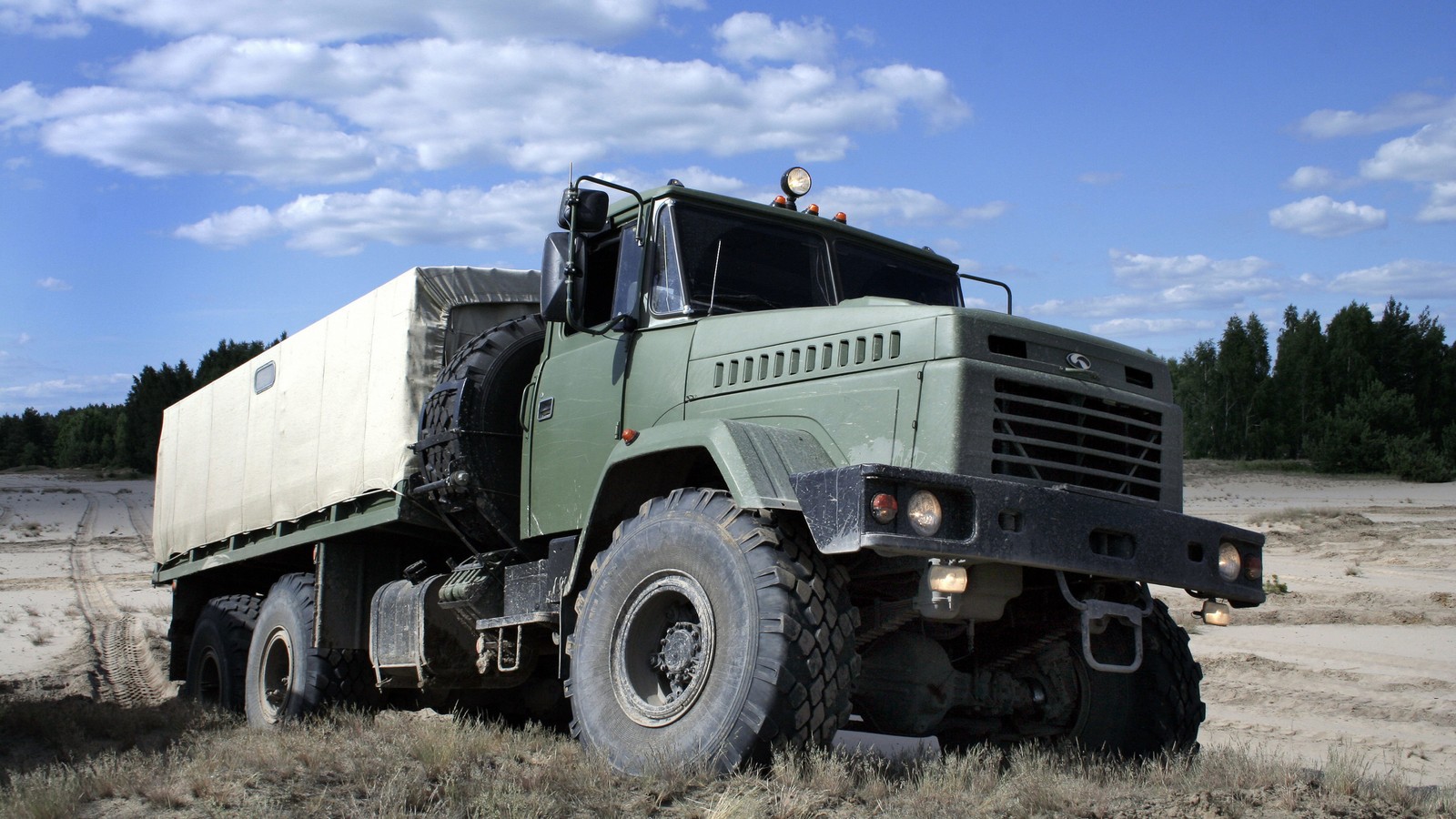 Скачать обои грузовик, транспорт, вид транспорта, бронированное авто, коммерческий транспорт