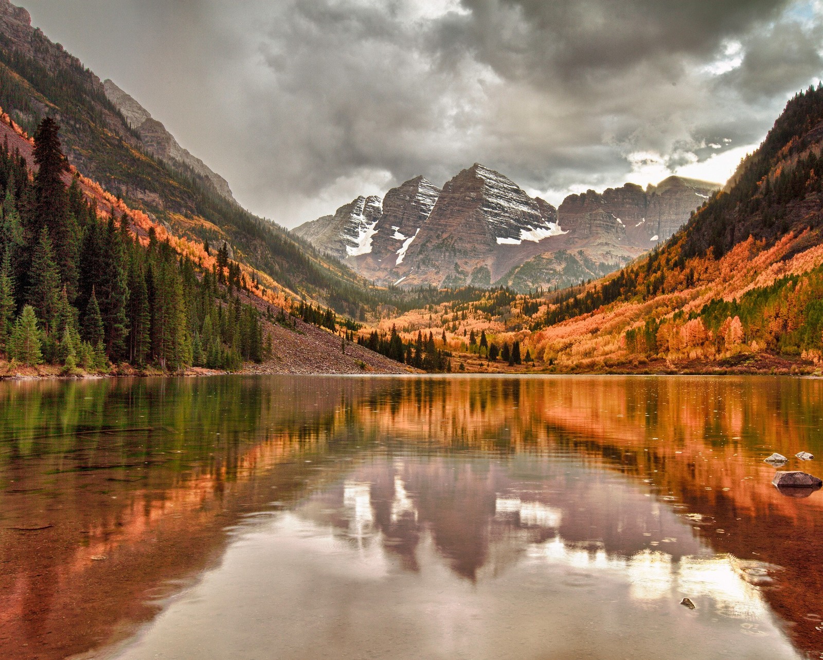 Descargar fondo de pantalla otoño, lago, nieve, invierno