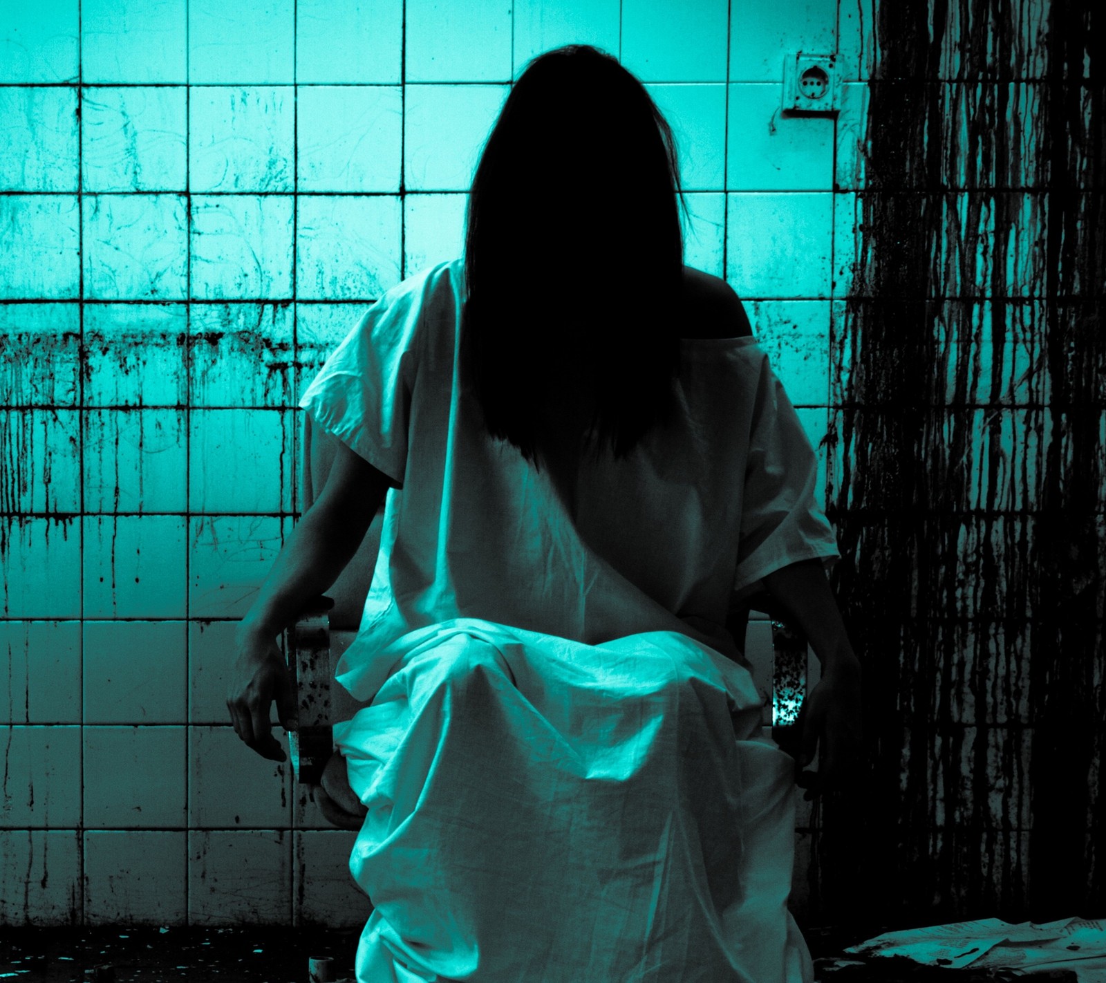 4k, asylum, fear, girl, haunt Download Wallpaper