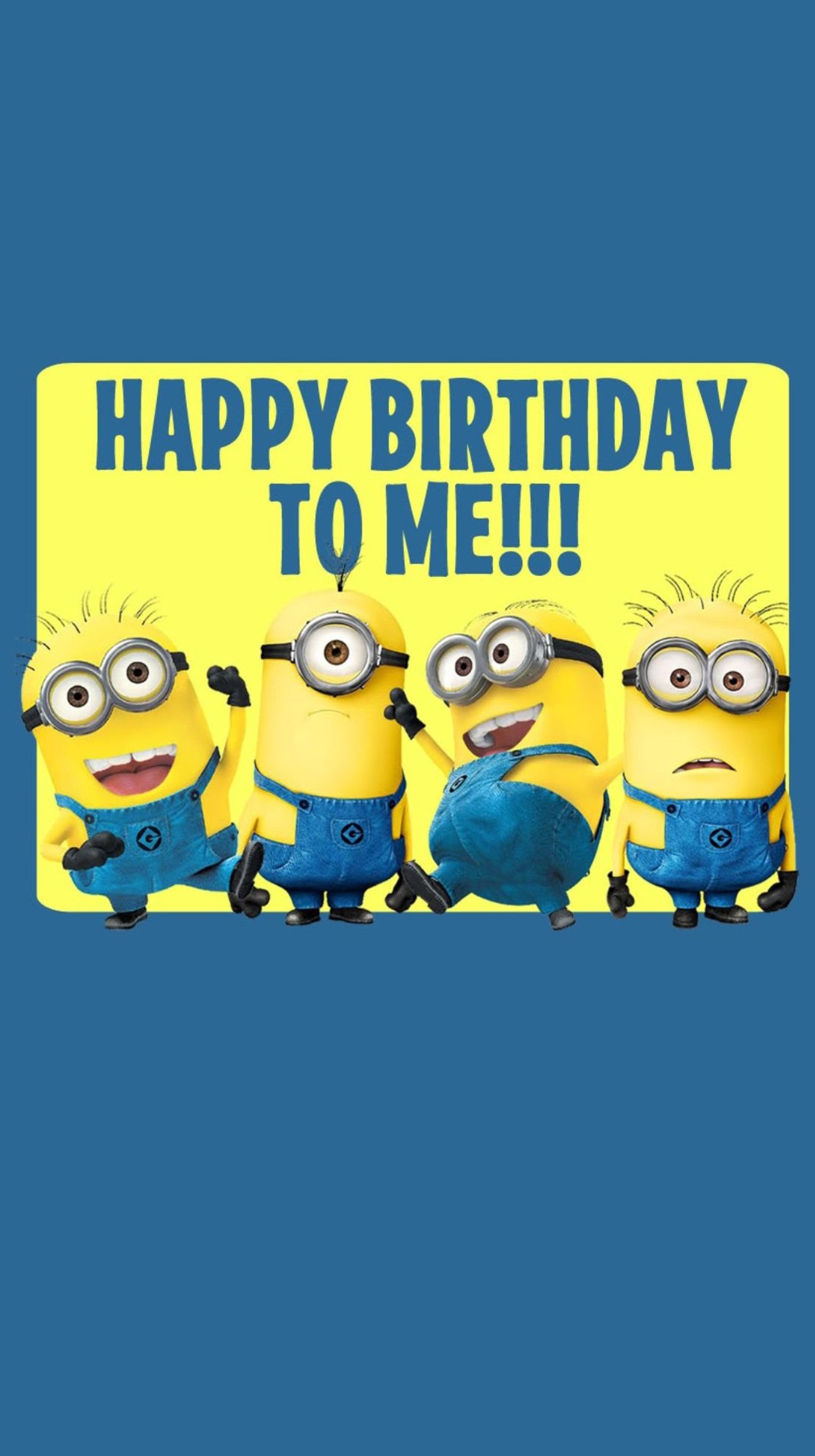 Un primer plano de una tarjeta de cumpleaños con minions en ella (divertido, feliz cumpleaños, minions)