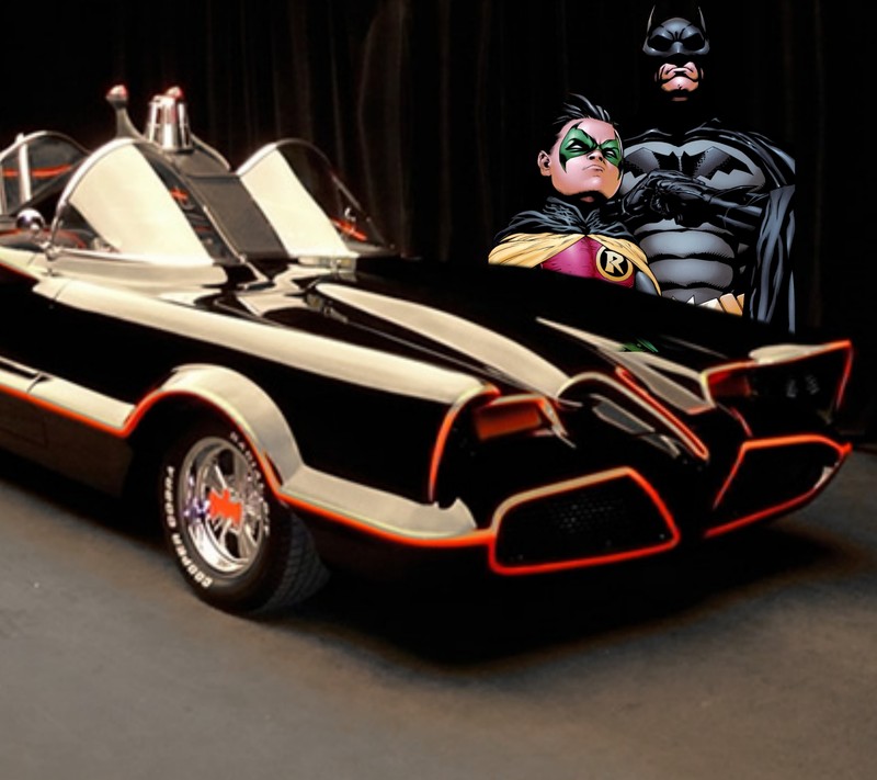 Бэтмен и робин уэйн в бэтмобиле (batman, батмобиль, batmobile, малиновка)