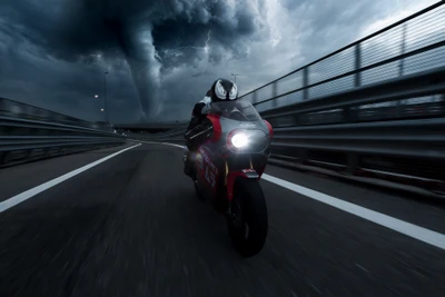 Dynamische Suzuki Hayabusa Rennend Durch Stürmische Himmel