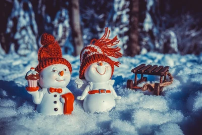 schneemann, süße figur, schneebedeckt, winter, weihnachtsschmuck