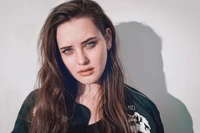 katherine langford, 8k, atriz australiana, fundo branco, 5k