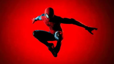 Spiderman dinámico en fondo rojo vibrante - Fondo de pantalla de superhéroe Marvel en 4K