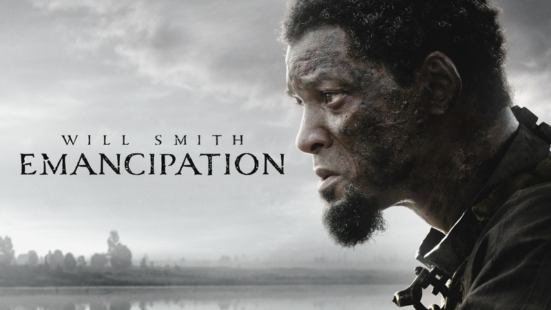 Мужчина с бородой и дредами смотрит на воду (emancipation, фильмы 2022, уилл смит, will smith, кино)