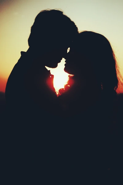 pareja, fondos de corazones, beso, amor, atardecer