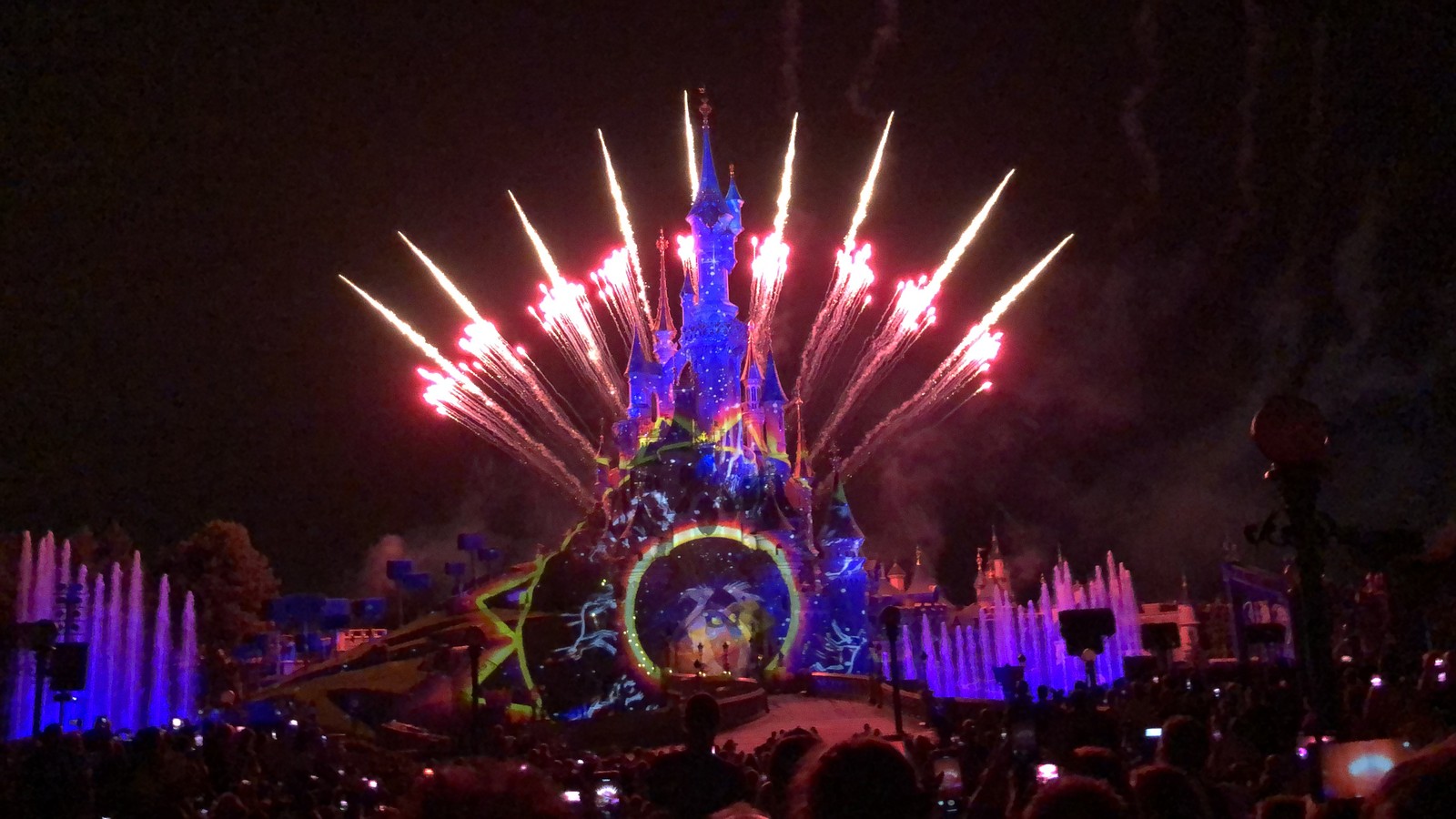 disneyland, fireworks, new years eve, tourist attraction, crowd wallpaper