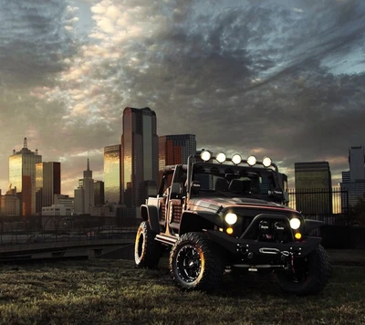 Jeep Wrangler clássico em uma paisagem urbana ao crepúsculo, exibindo vibrações urbanas legais e estilo robusto.