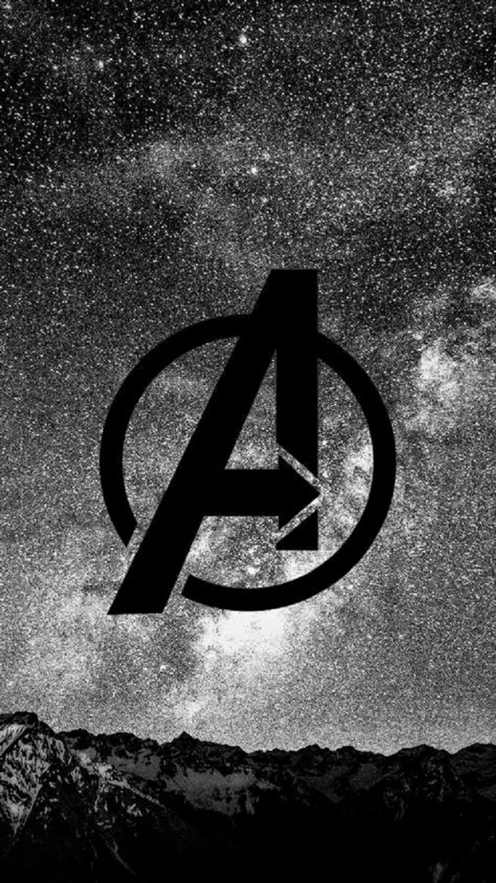 Une photo en noir et blanc du logo des avengers dans le ciel (avengers, avengers endgame, avengers image hd, avengers hd pic, fin du jeu)