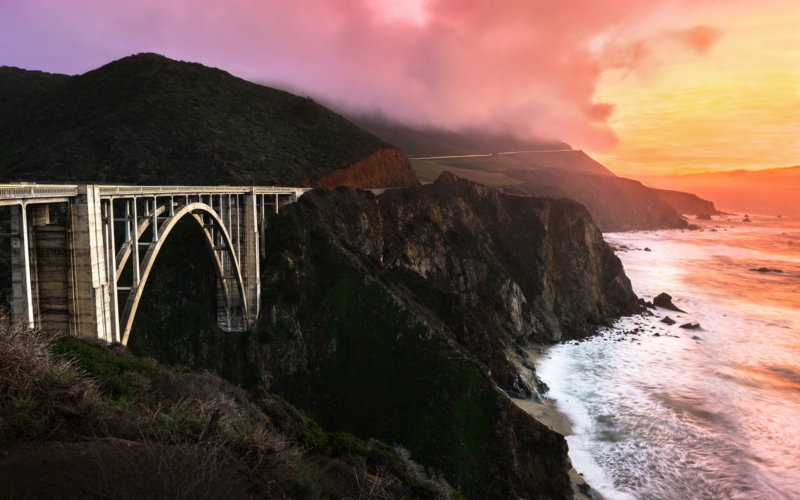 Скачать обои bixby creek bridge, калифорния, california, закат, оранжевое небо