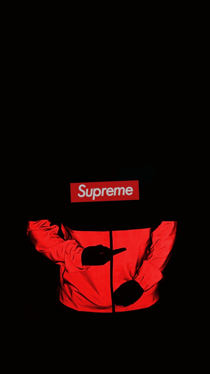 Куртка supreme с красным логотипом на ней (ахуди, бапе, bape, бренд, одежда)