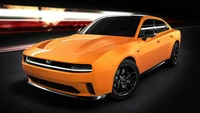 Dodge Charger Daytona 2025 em Laranja Vibrante sobre Fundo Escuro