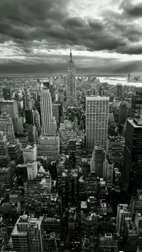 Empire State Building, elevándose sobre el horizonte de la ciudad de Nueva York