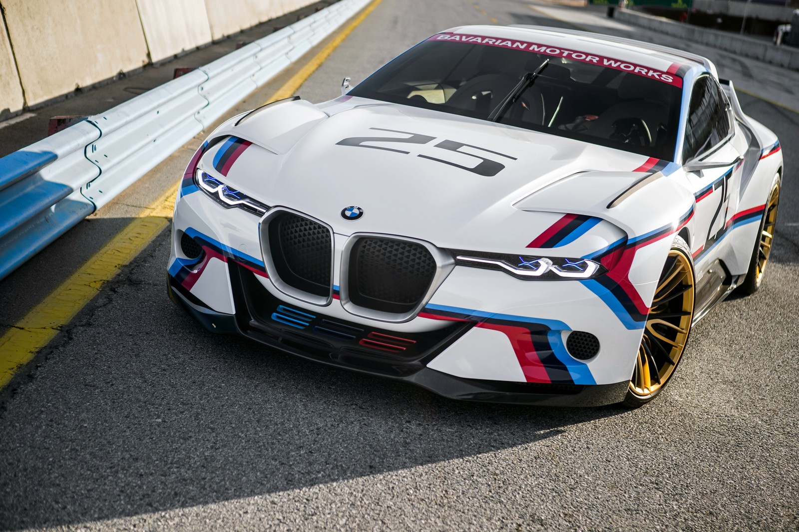 Новый гоночный автомобиль bmw m18 готов к гонке (bmw 30 csl hommage r, гоночные автомобили, суперкары, машины, обои 4k)