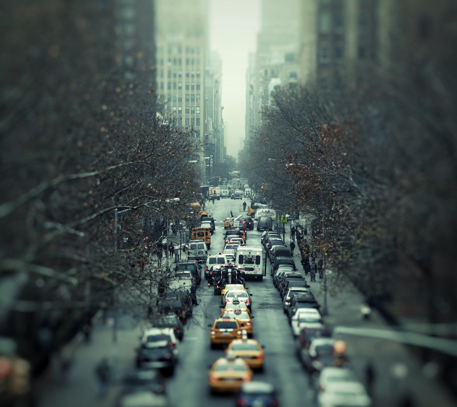 city, road, traffic Download Wallpaper