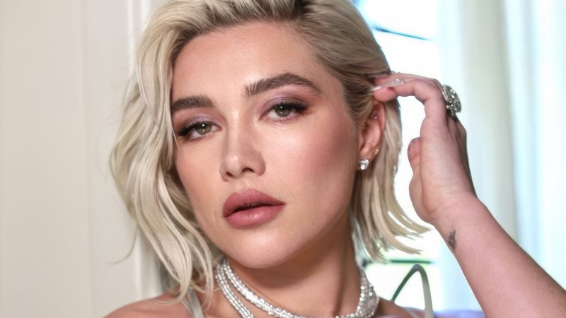 Леди гага в ожерелье и платье (флоренс пью, florence pugh, оскар, знаменитость, актриса)