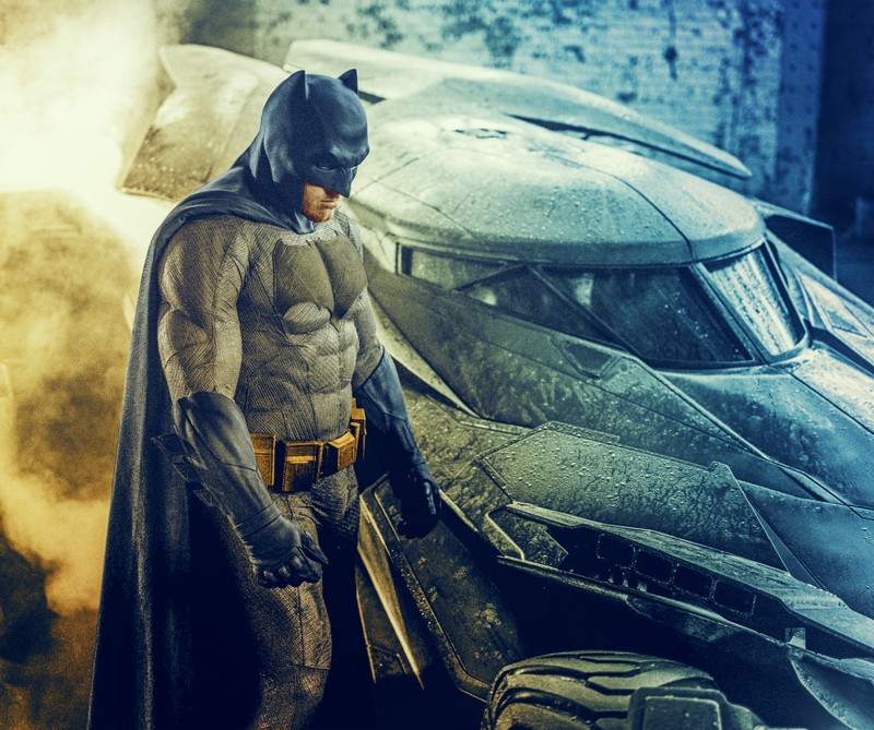 Бэтмен и бэтмобиль в сцене из фильма о бэтмене (batman, батмобиль, batmobile, brucewayne, темный рыцарь)