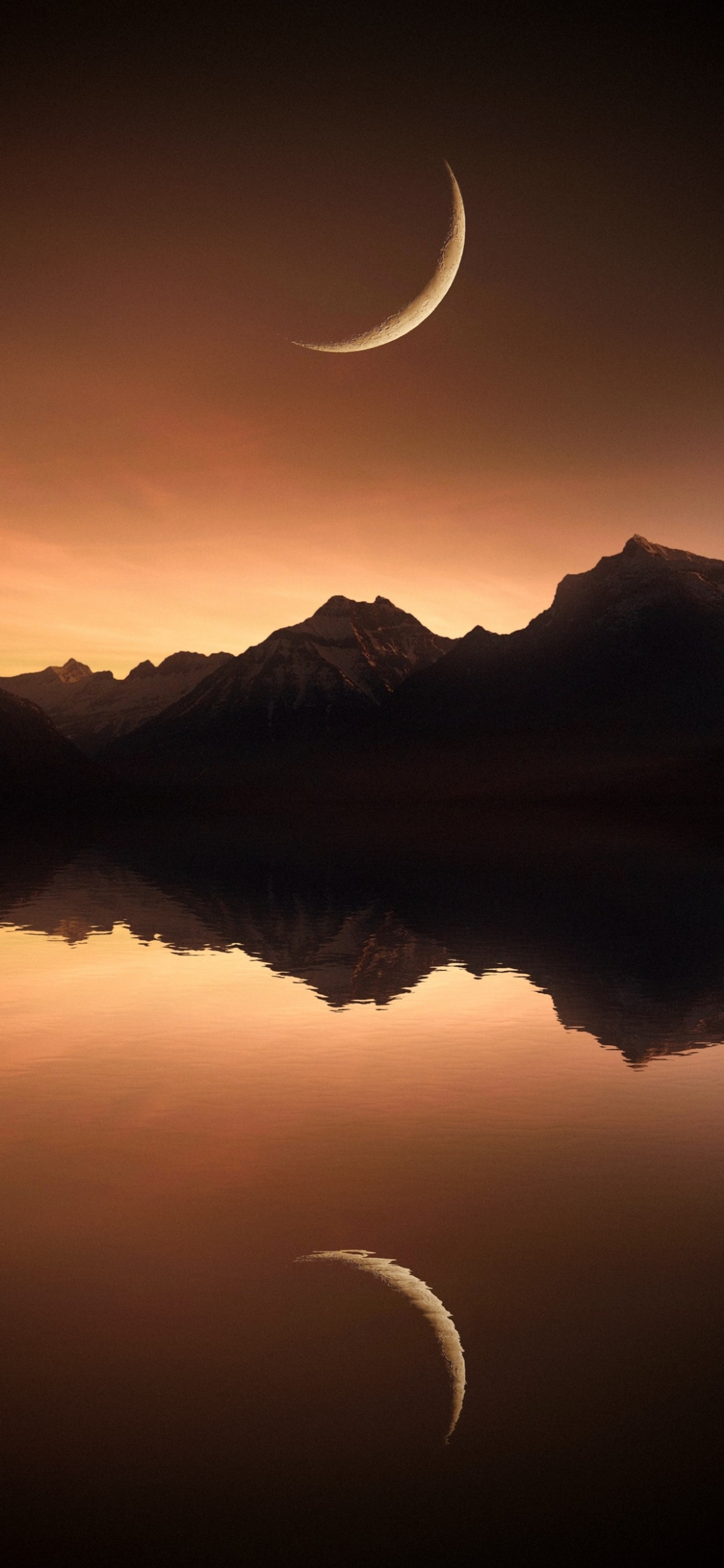 Un gros plan d'un croissant de lune vu dans le ciel au-dessus d'un lac (eau, atmosphère, montagne, blanc, lune)