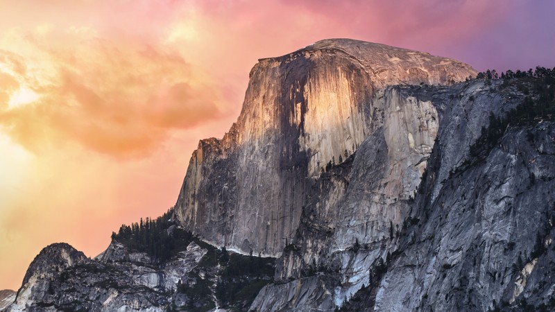 Близкий план горы на фоне неба (os x yosemite, эль капитан, el capitan, вершина, национальный парк йосемити)