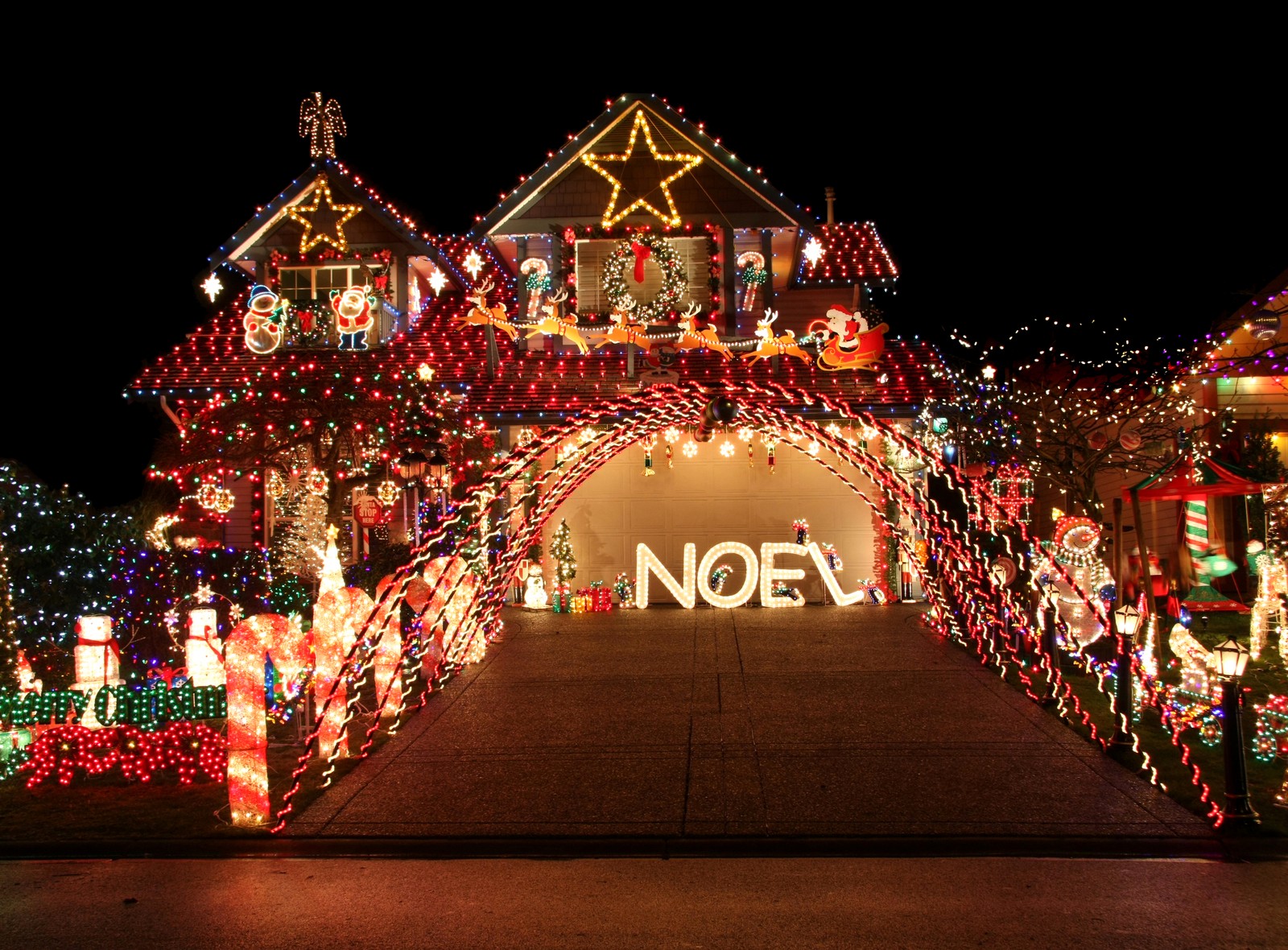 christmas lights, christmas day, lighting, christmas decoration, landmark wallpaper